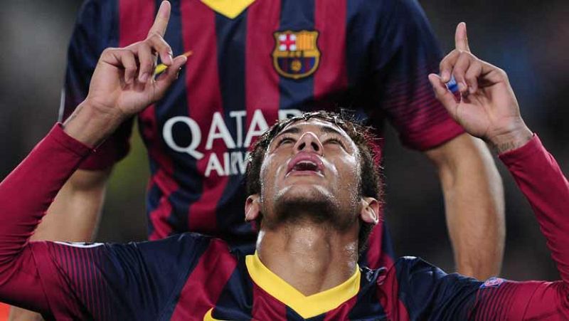 El jugador del FC Barcelona Neymar ha marcado el 3-0 ante el Celtic de Glasgow, en el minuto 44, después de empujar a la red un pase de Montoya. 