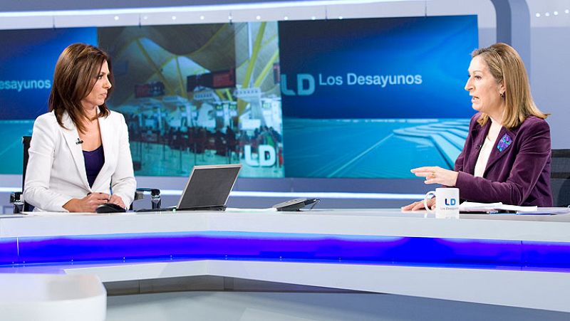 Ana Pastor, en Los Desayunos: Fomento y Hacienda buscan "encajar" el rescate de las autopistas para que no afecte al déficit