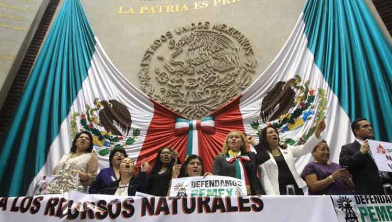 México sigue con la reforma energética que acaba con el monopolio de Pemex