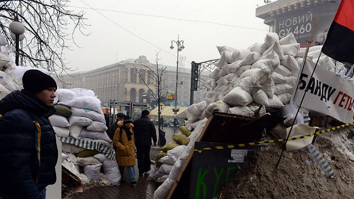 Telediario 1 - Kiev promete firmar el acuerdo con la UE y Bruselas acepta discutir detalles