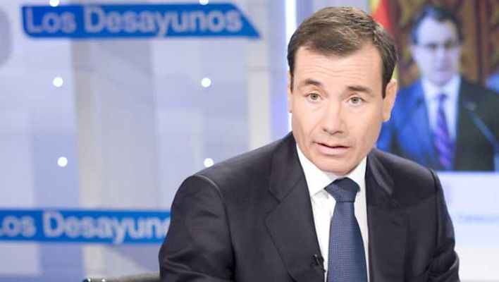 Los desayunos - Tomás Gómez