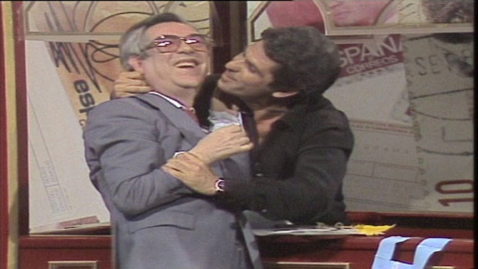 Besos por Navidad: Pedro Ruiz y José Luis Coll | RTVE Play