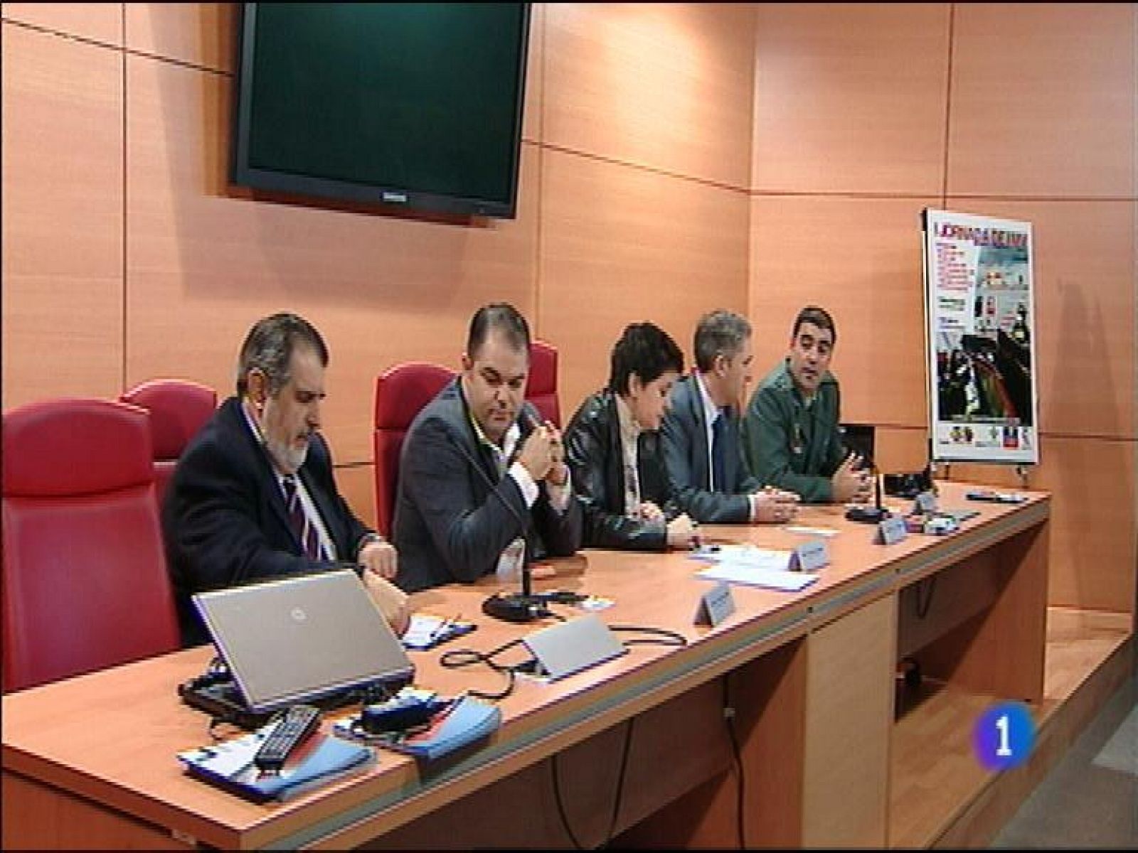 Panorama Regional: Asturias en 2' - 13/12/13 | RTVE Play