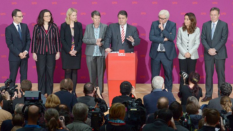El Gobierno alemán de coalición hace públicos los nombres de sus ministros