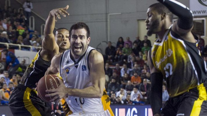 B. Fuenlabrada 81 - La Bruixa d'Or 73