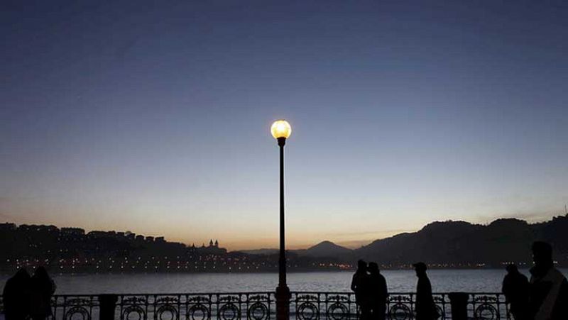 Cielo nuboso o muy nuboso y temperaturas en descenso