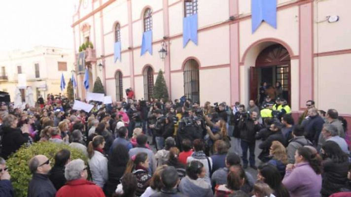 Telediario 1 - Telediario - 15 horas - 16/12/13