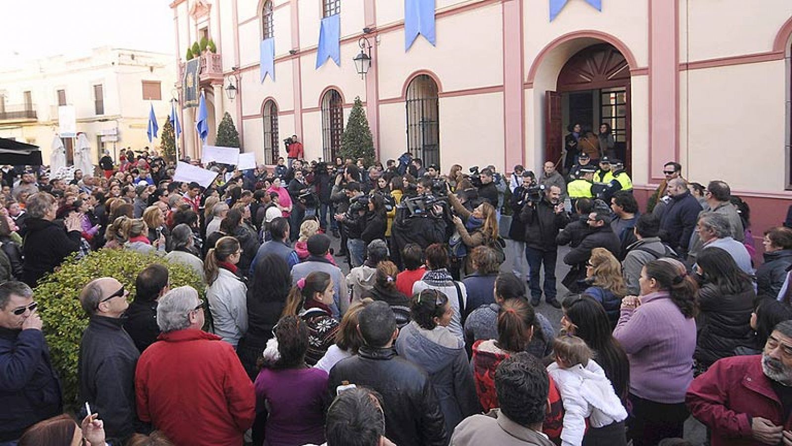 Una intoxicación alimentaria podría ser la causante de la muerte de la familia de Alcalá de Guadaíra