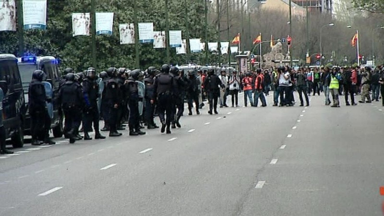 Parlamento - El foco parlamentario - Ley de seguridad ciudadana - 14/12/2013