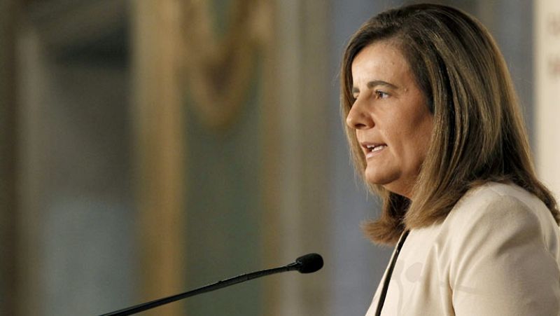 Báñez responde a la OCDE que el Gobierno "tiene ya su hoja de ruta"