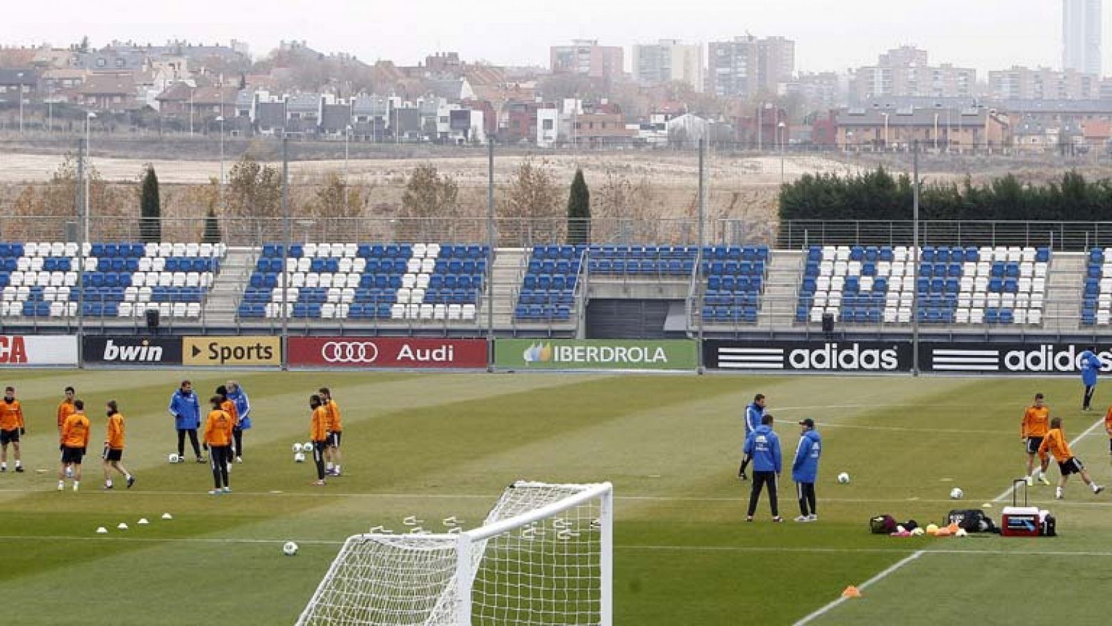 La Comisión Europea confirma que investiga  a siete clubes españoles de fútbol