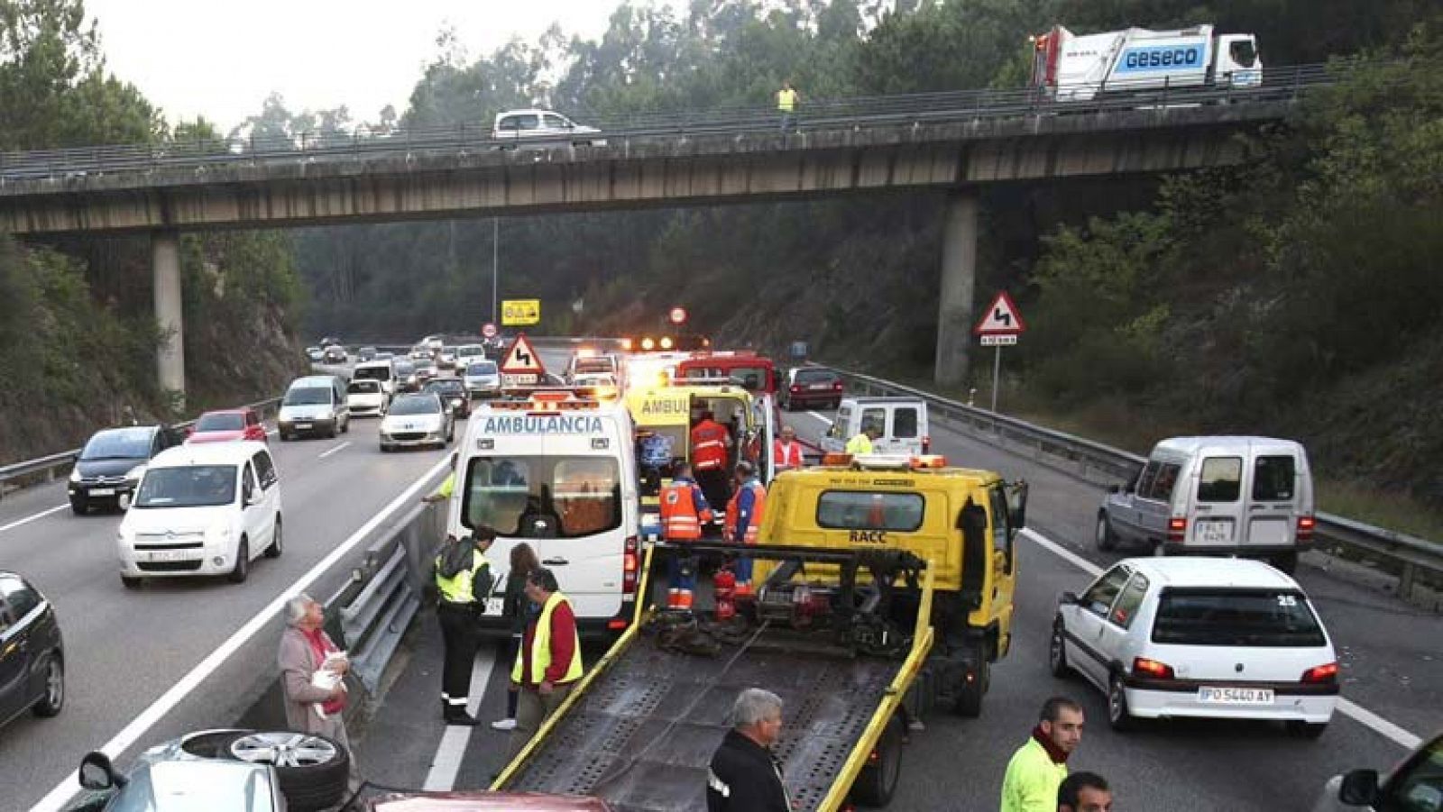 Telediario 1: Puntos negros de la red vial | RTVE Play