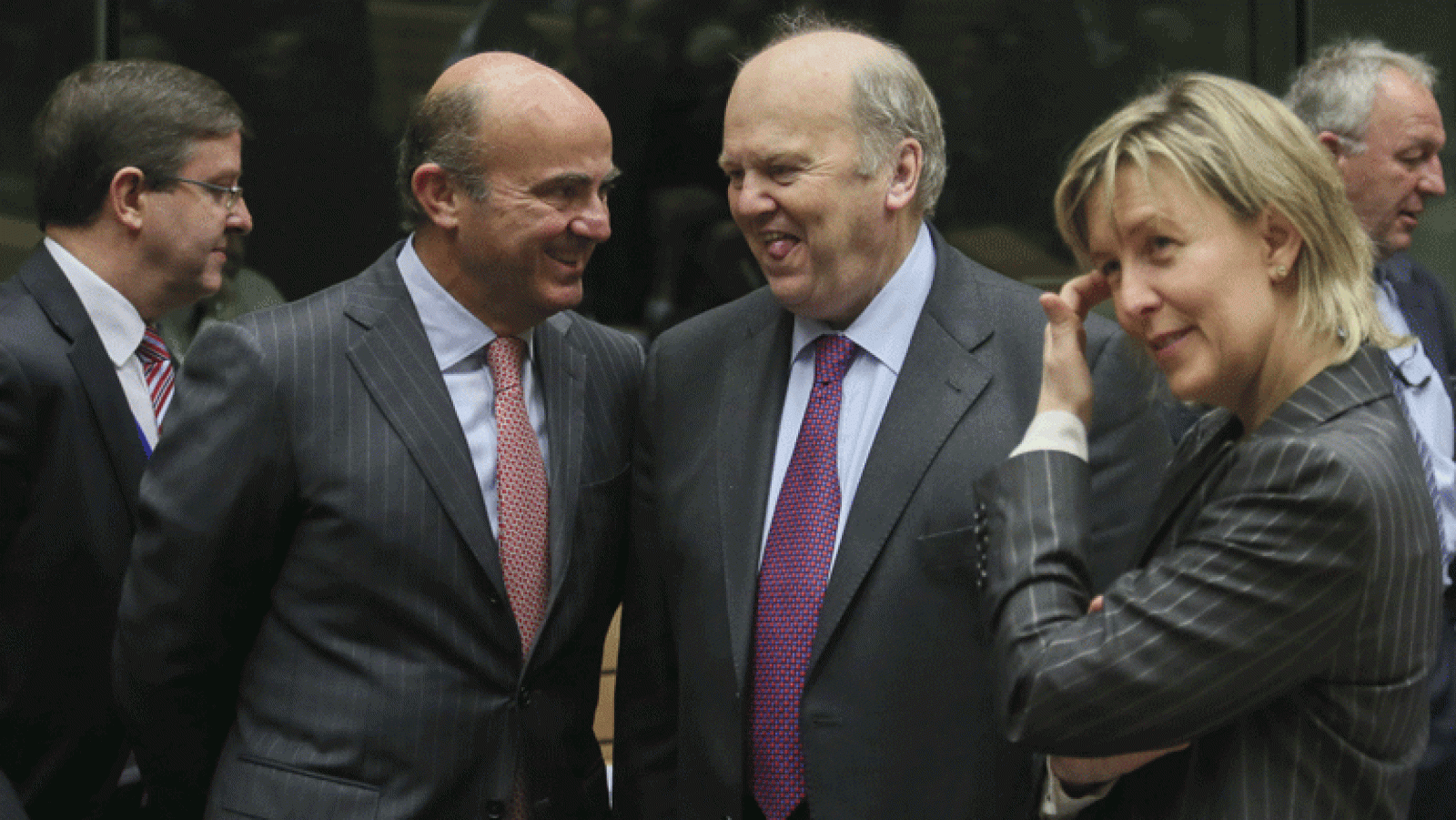 El Ecofin cierra un acuerdo sobre el mecanismo único de resolución de bancos - Informativo 24h | Ver