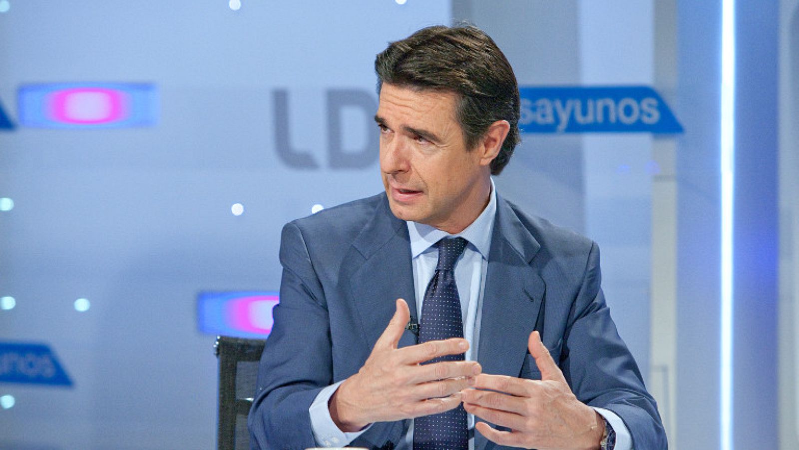 Los desayunos de TVE - José Manuel Soria, Ministro de Industria, Energía y Turismo - Ver ahora