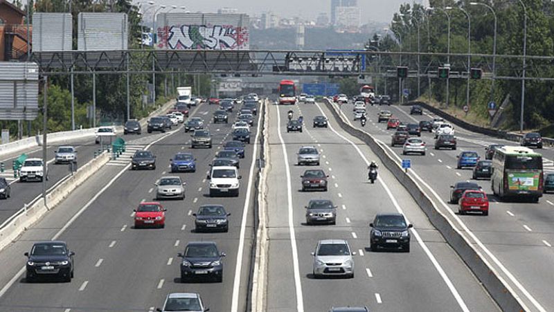 Tráfico pone en marcha el dispositivo especial en las carreteras por Navidad