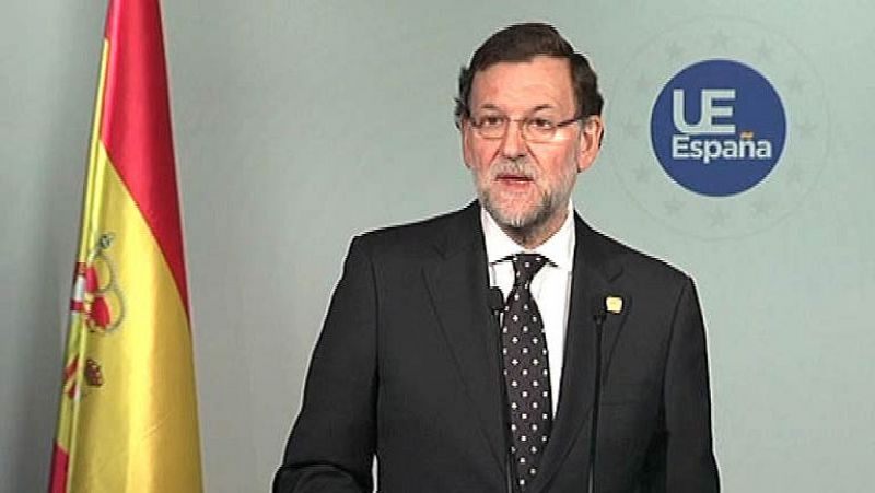 Rajoy asegura estar "tranquilo" tras el registro a la sede del PP