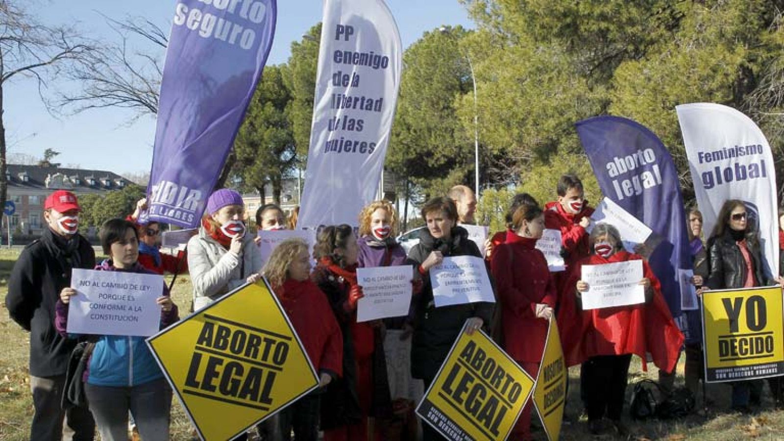 Telediario 1: Manifestaciones ley del aborto | RTVE Play