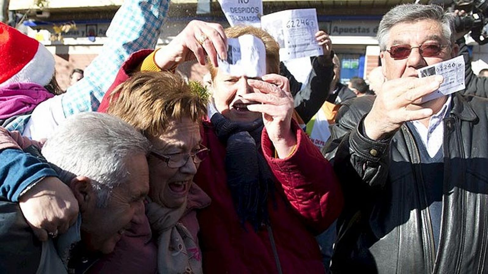 El Gordo de la lotería de Navidad llena de millones Leganés| RTVE