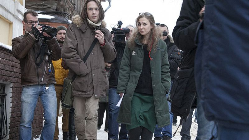 Ya están en libertad las dos componentes del grupo "Pussy Riot"