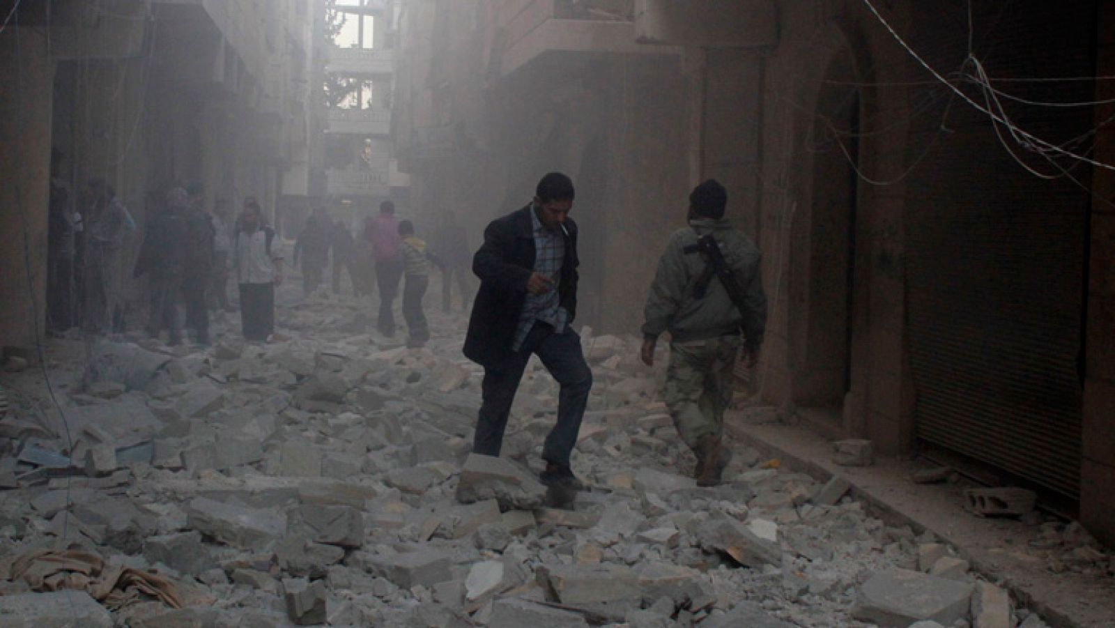 Telediario 1: La última ofensiva del régimen sirio de Bachar al Asad deja 300 muertos en la provincia de Alepo | RTVE Play