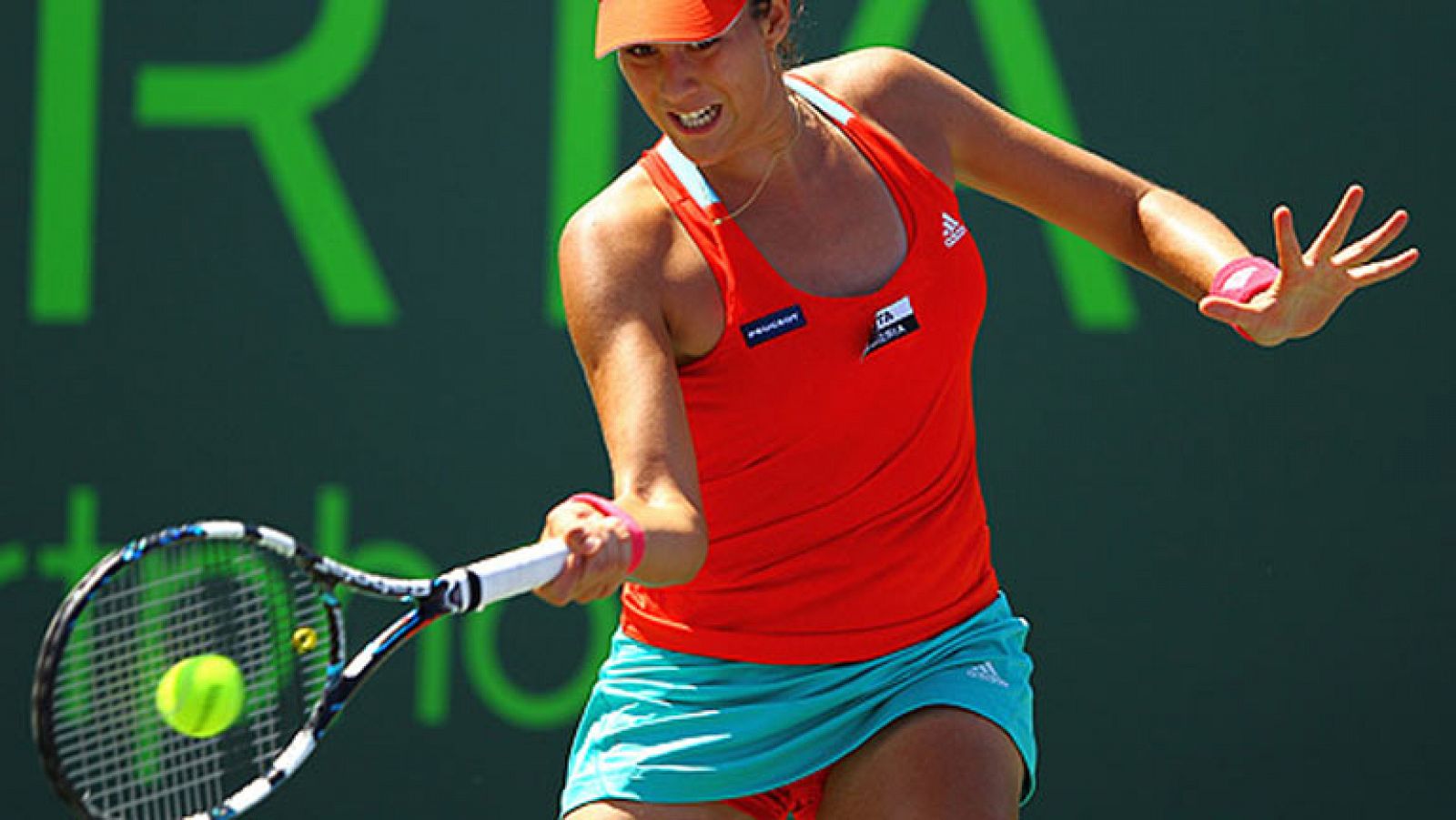 La gran esperanza del tenis femenino español es Garbiñe Muguruza, y 2014 puede ser su año. Tiene sólo 20 años pero un físico y unas condiciones de 'top 10'. La tenista vuelve a competir tras 6 meses de baja por una operación.