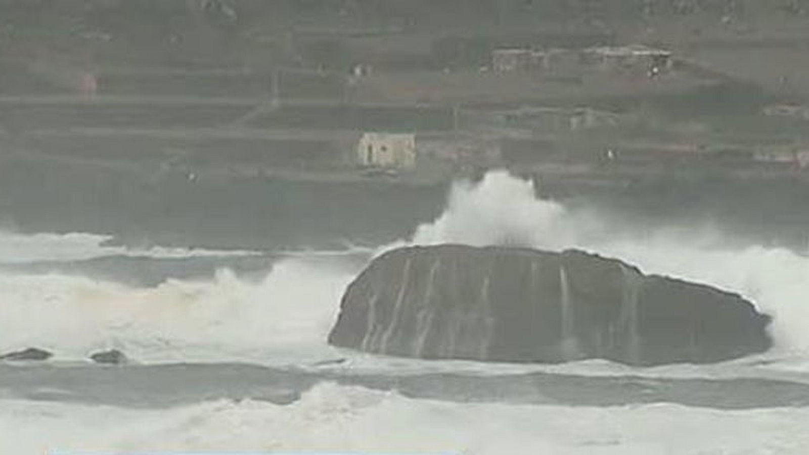 Dos personas mueren ahogadas en la isla canaria de La Graciosa, debido al temporal