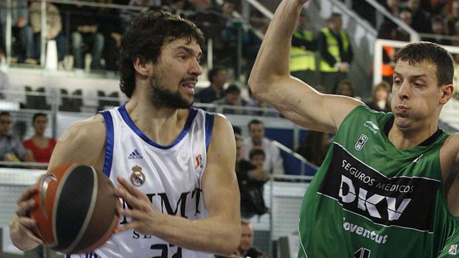 El Madrid asalta su récord en Badalona