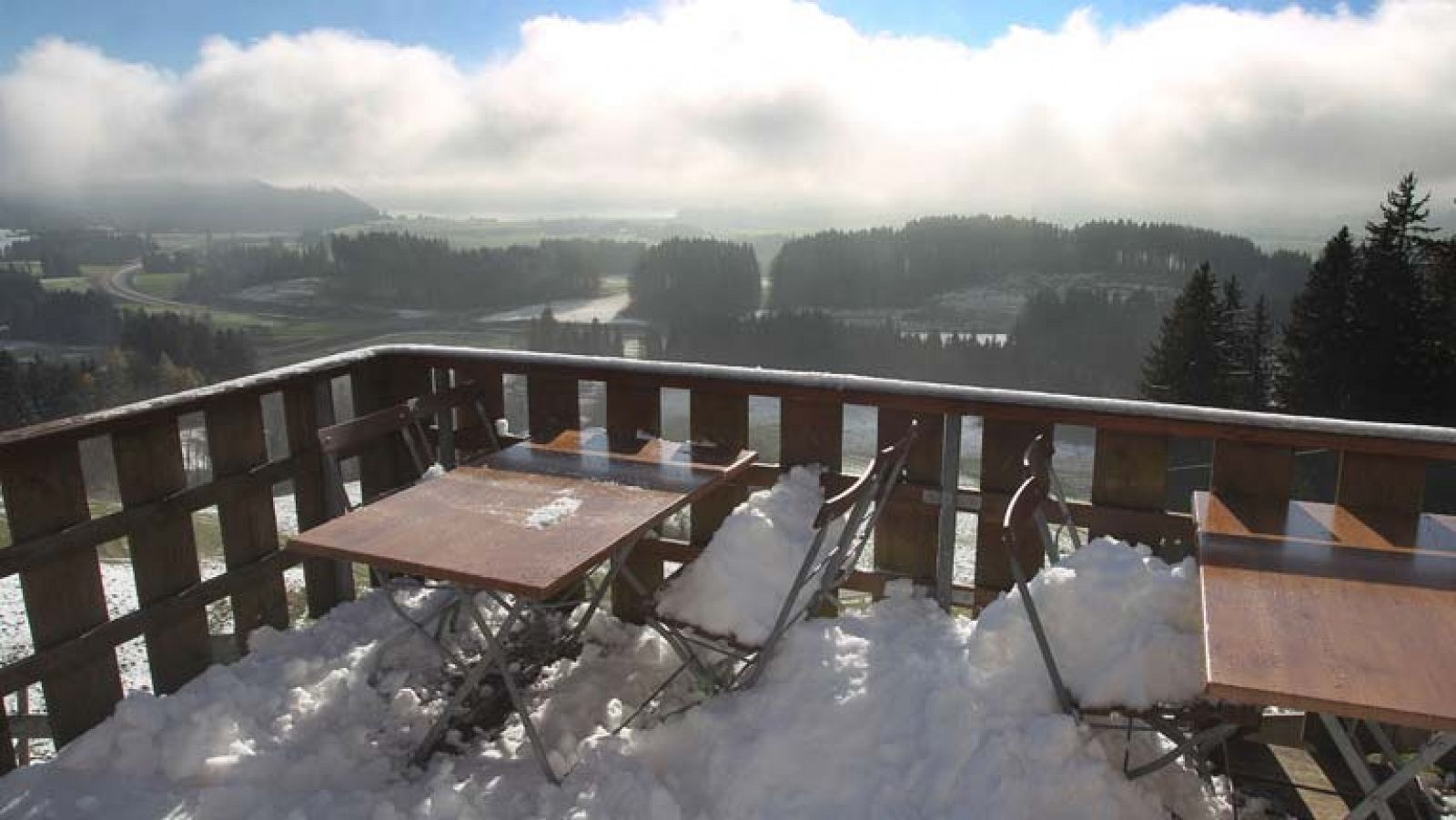 Baja la cota de nieve, y viento fuerte en zonas de costa y montaña