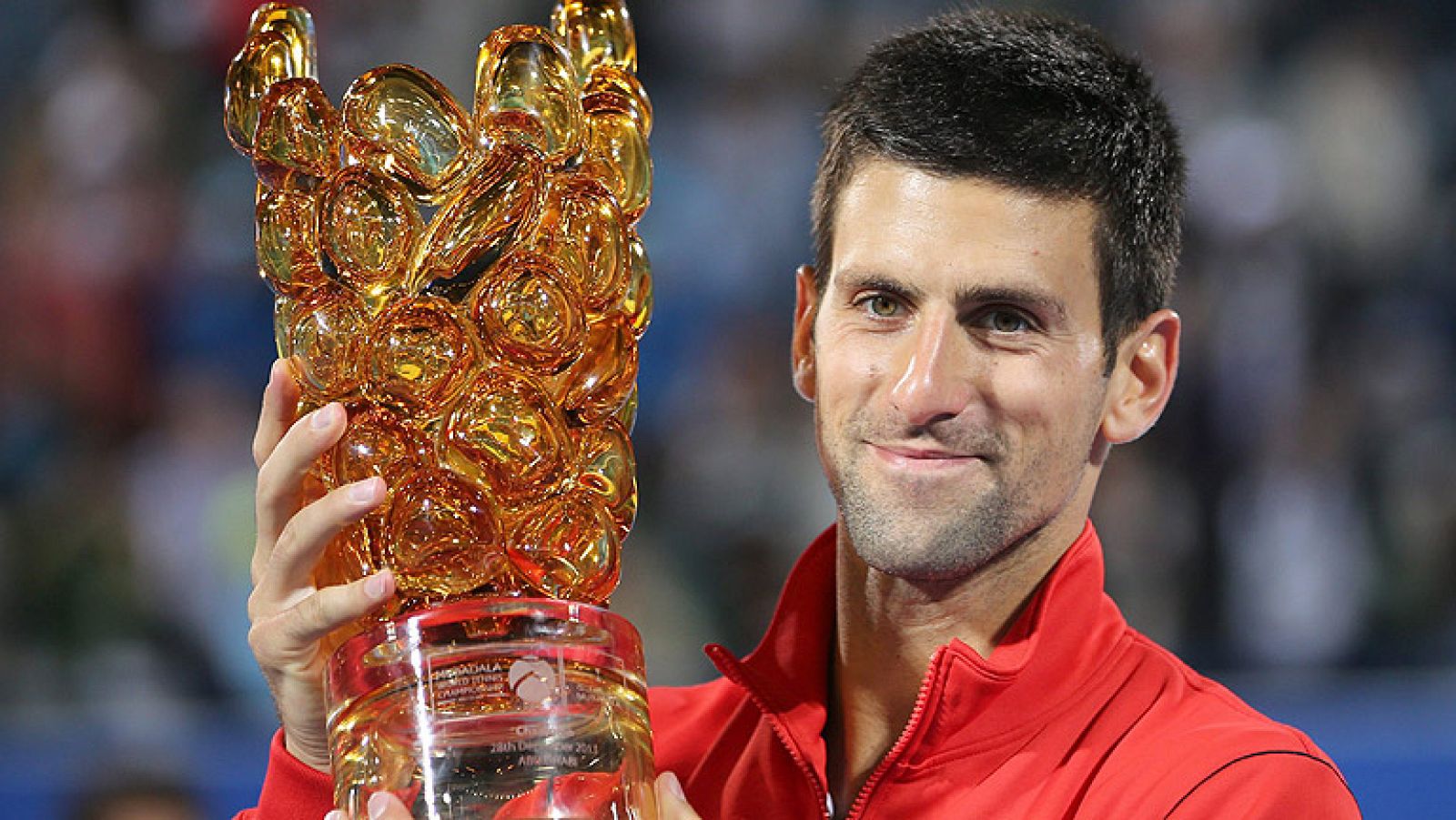 Telediario 1: Djokovic revalida el título en Abu Dabi a costa de Ferrer | RTVE Play