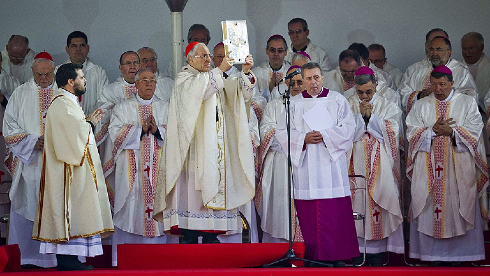 Miles de personas celebran la fiesta de la familia cristiana