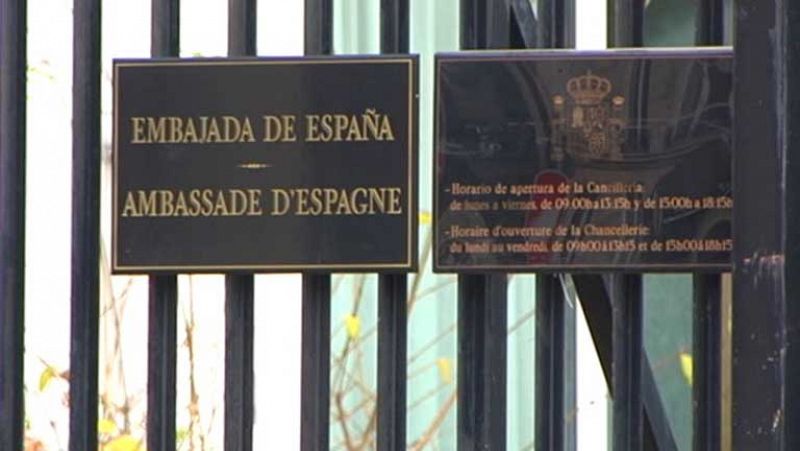 Todas las embajadas y consulados reciben un documento interno titulado  "Por la convivencia democrática"