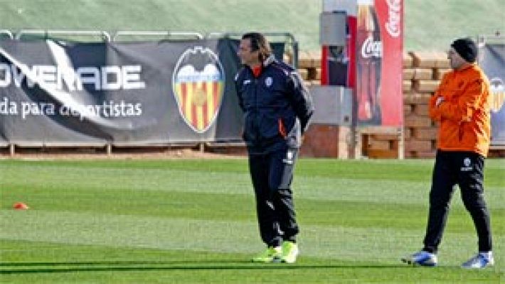 Informativo 24h - Pizzi pide intensidad a sus jugadores para mejorar en 2014