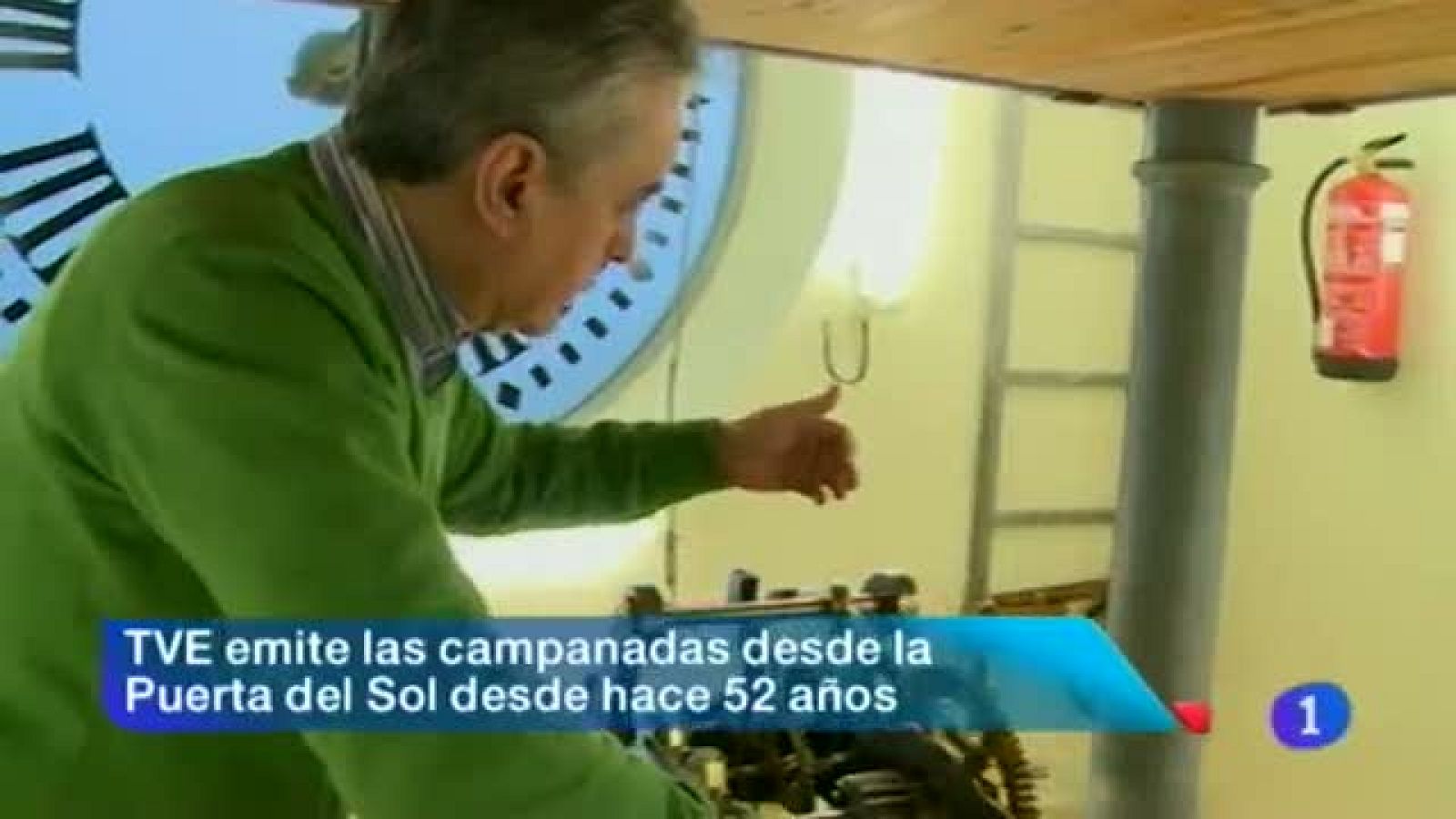   Hoy las camapanadas a través de RTVE. En Navarra todas las mesas estarán preparadas para la cena de Nochevieja igual que los disfraces. Osasuna no sacará a la venta las entradas de la copa hasta que no sepa el resultado del Bernabeu. (31/12/2013) 