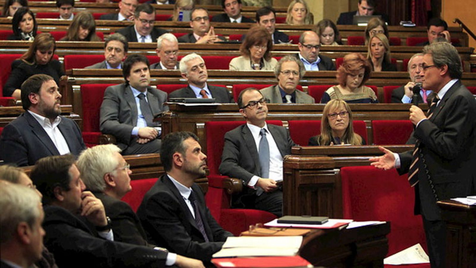 El discurso de fin de año de Mas suscita críticas entre los partidos catalanes