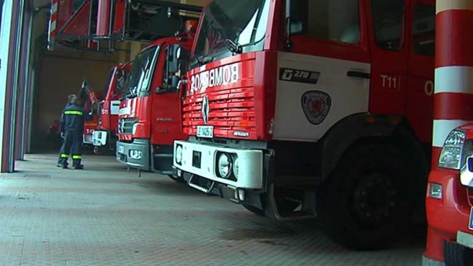 Taxistas, sanitarios, bomberos y hosteleros son algunos de los que despiden el año trabajando