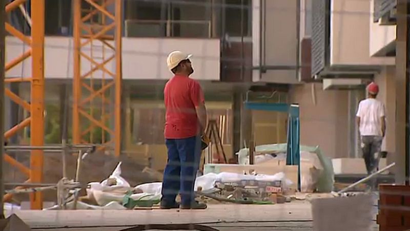 La construcción ha sido el único sector en el que han crecido las listas del paro en diciembre