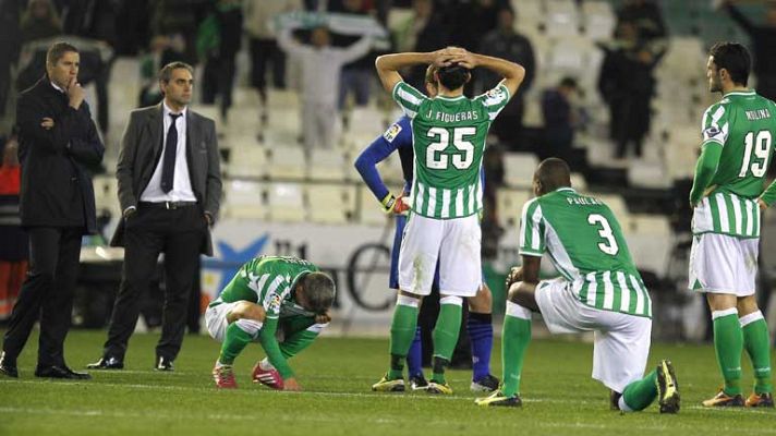 Telediario 1 - El Betis quiere salir del pozo a costa del Valladolid
