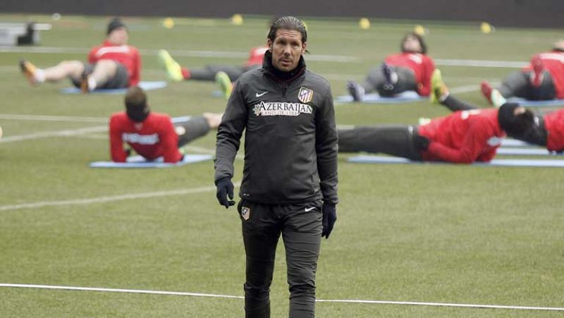 El choque que abrirá este 2014 cruzará el sábado al Málaga y al Atlético de Madrid en La Rosaleda. Un Atlético que  ha presentado a su último fichaje, el argentino José Sosa... El técnico del Málaga, Bernd Schuster, afirma que Sosa les dio su palabra