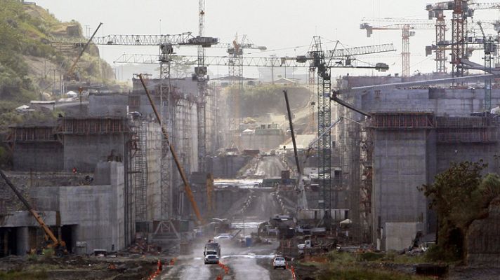 Telediario 1 - La ministra de Fomento viajará a Panamá para reunirse con el presidente del país