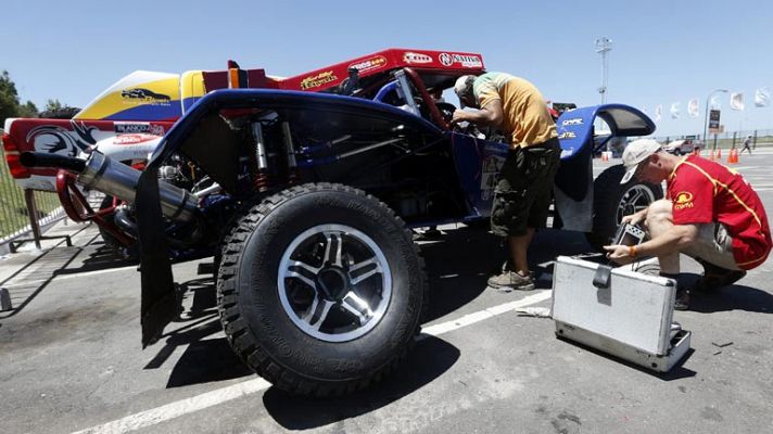 Telediario 1 - Arranca el Dakar 2014 con los pilotos franceses como rivales a batir