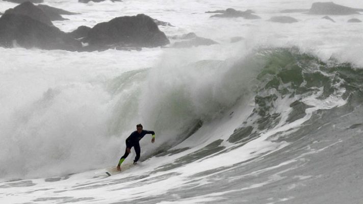 Viento fuerte en el norte y este