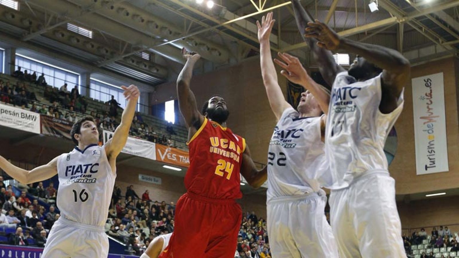 UCAM Murcia 76 - Fiatc Joventut 82 - Baloncesto en RTVE | Ver