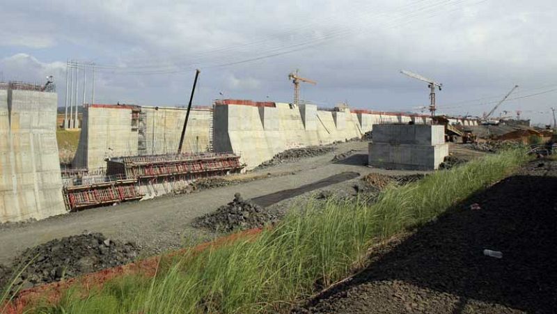 Pastor se reúne con Martinelli para tratar de lograr un acuerdo sobre el Canal