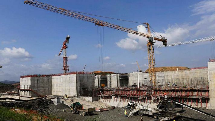 Telediario 1 - La ampliación del Canal de Panamá