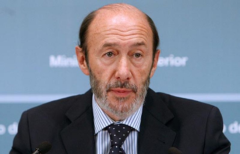   El ministro del Interior, Alfredo Pérez Rubalcaba, ha calificado al 'comando Vizcaya' desarticulado hoy como el "más activo y el más buscado".