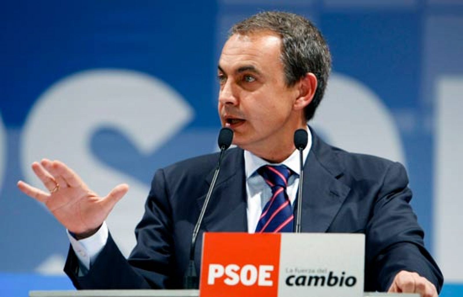 Zapatero repasa sus cien días de Gobierno