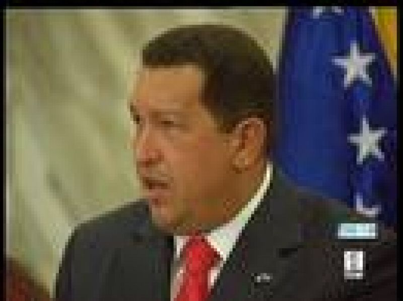 El mandatario venezolano justifica la compra de armamento por "los planes agresivos" de EE.UU. contra la soberanía de su país.