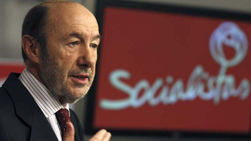 Rubalcaba pide a Rajoy que retire y guarde la ley del aborto "bajo siete llaves"