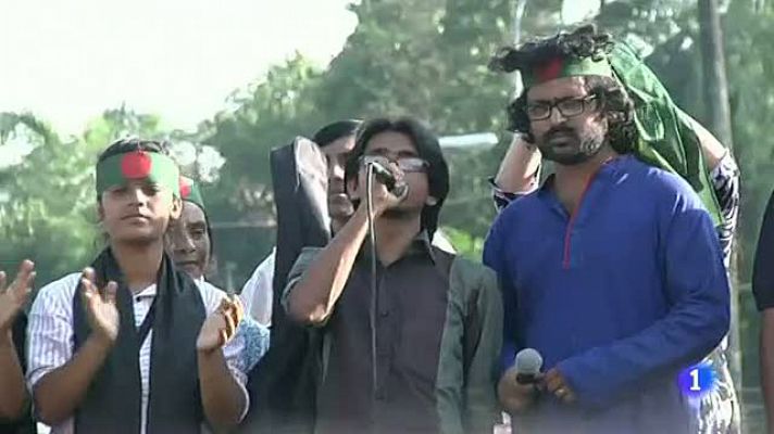 Telediario 1 - Blogueros encarcelados en el mundo