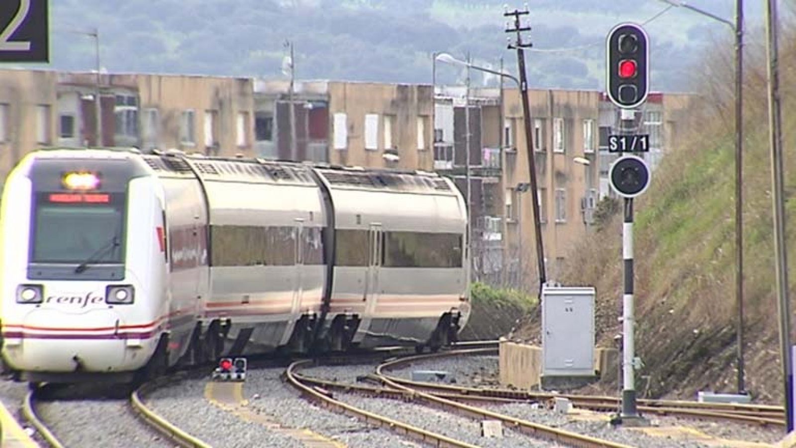 Fomento paraliza la adjudicación de varios tramos del AVE Madrid-Extremadura